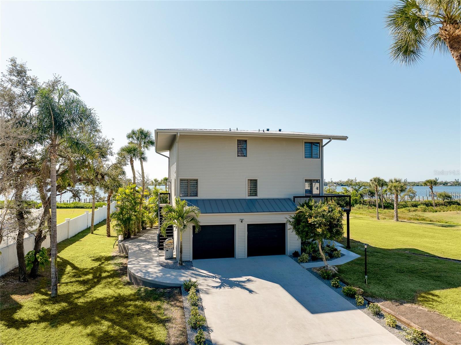1089 BAYSHORE DR — photo 46