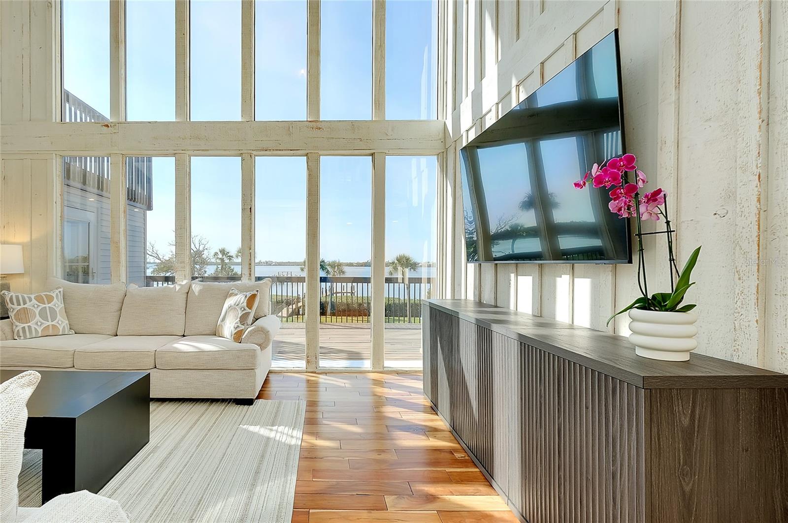 1089 BAYSHORE DR — photo 5