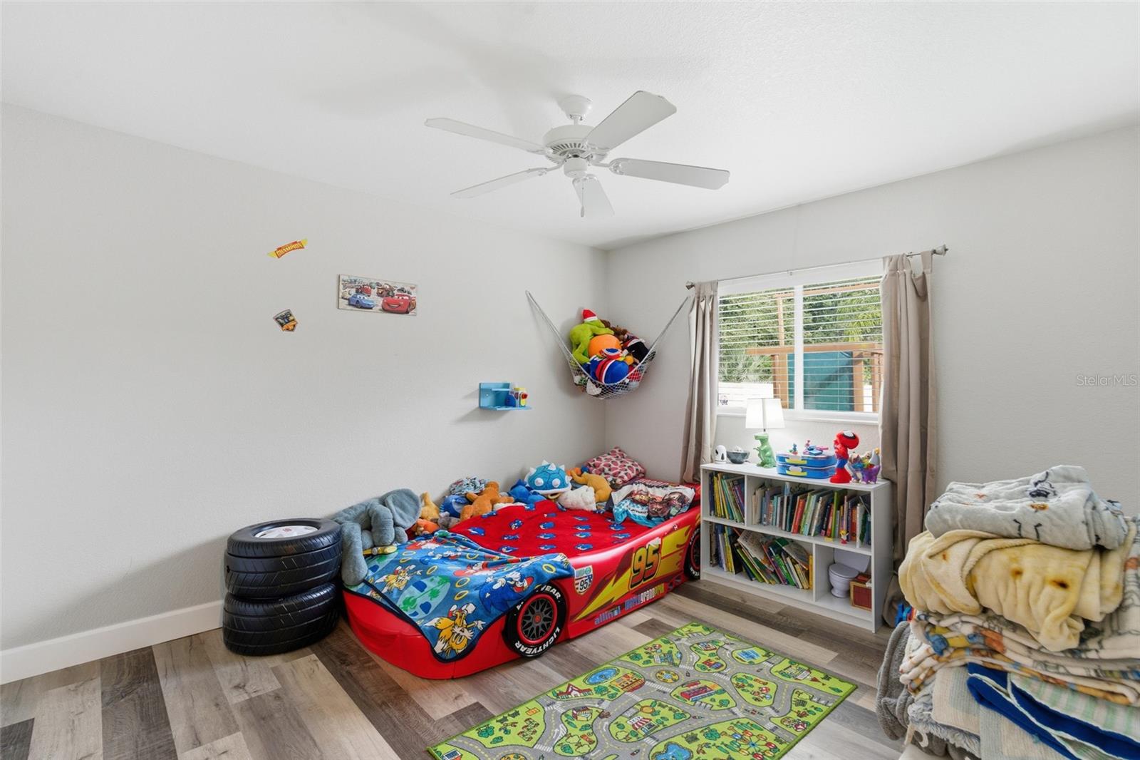 4409 KENOSKA ST — photo 32