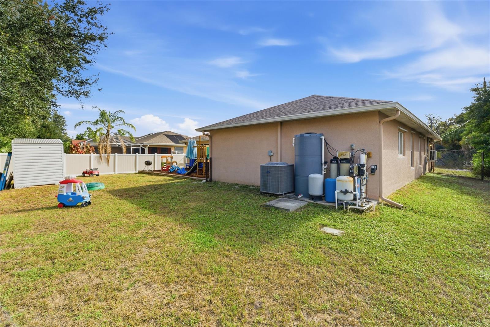 4409 KENOSKA ST — photo 44