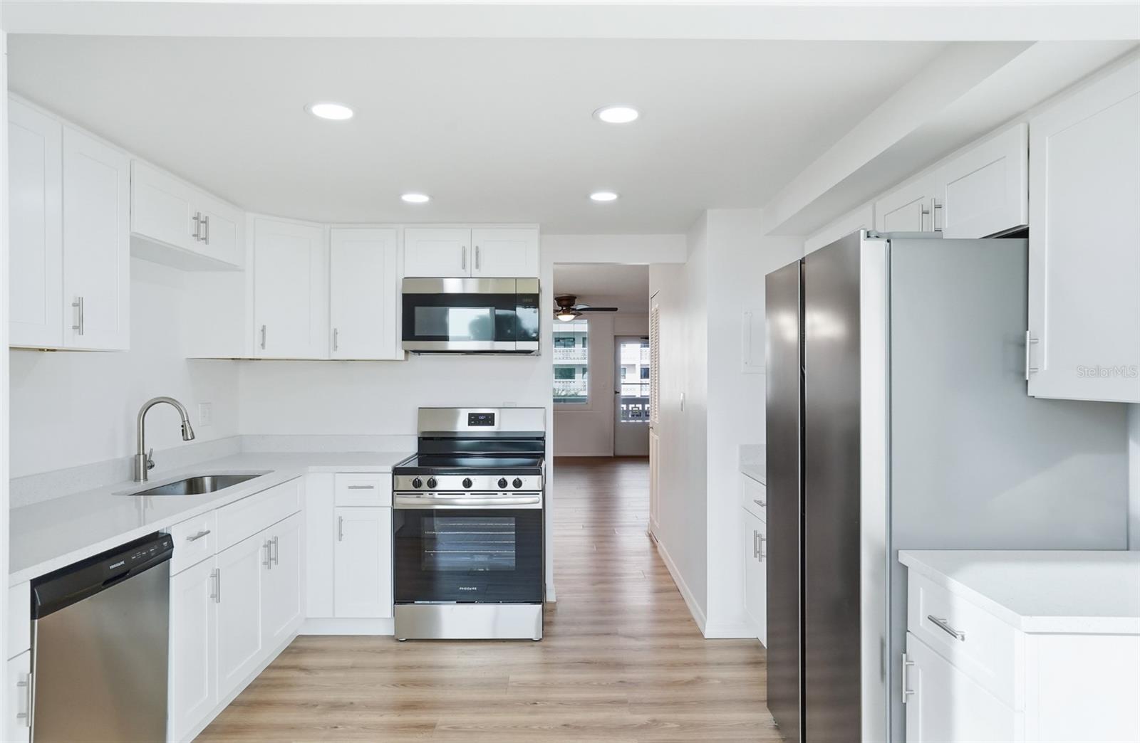 5095 BAY ST NE #210 — photo 10