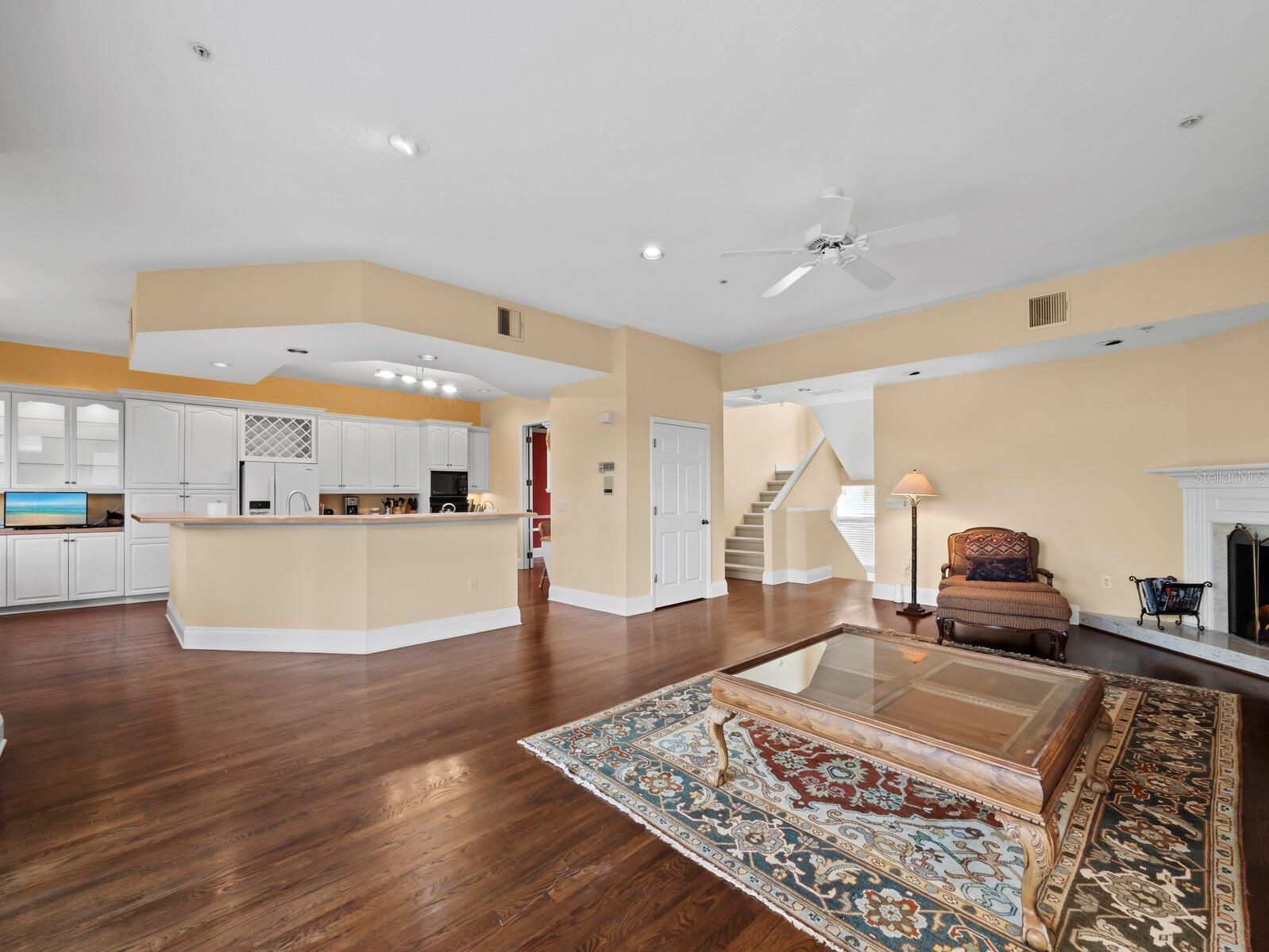 836 EVERGREEN WAY — photo 7