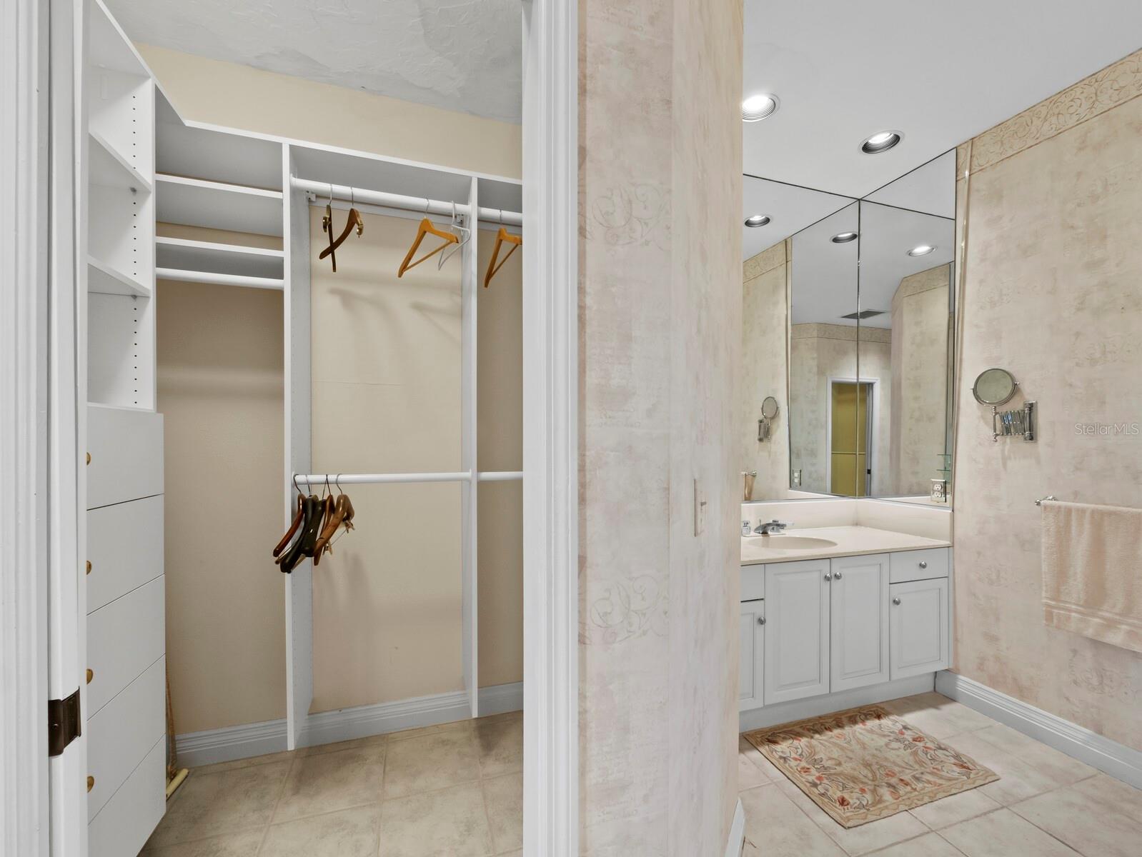 836 EVERGREEN WAY — photo 35