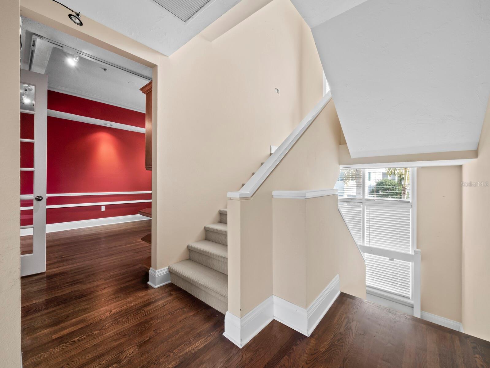 836 EVERGREEN WAY — photo 21