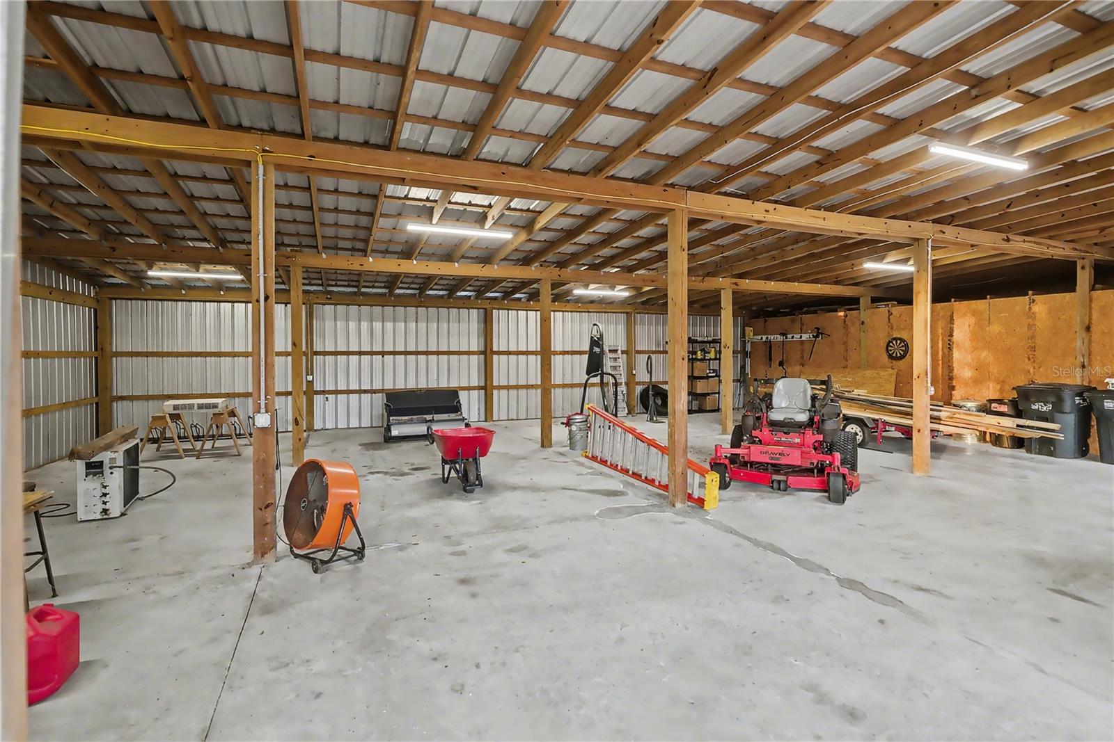 560 OAKFORD RD — photo 48