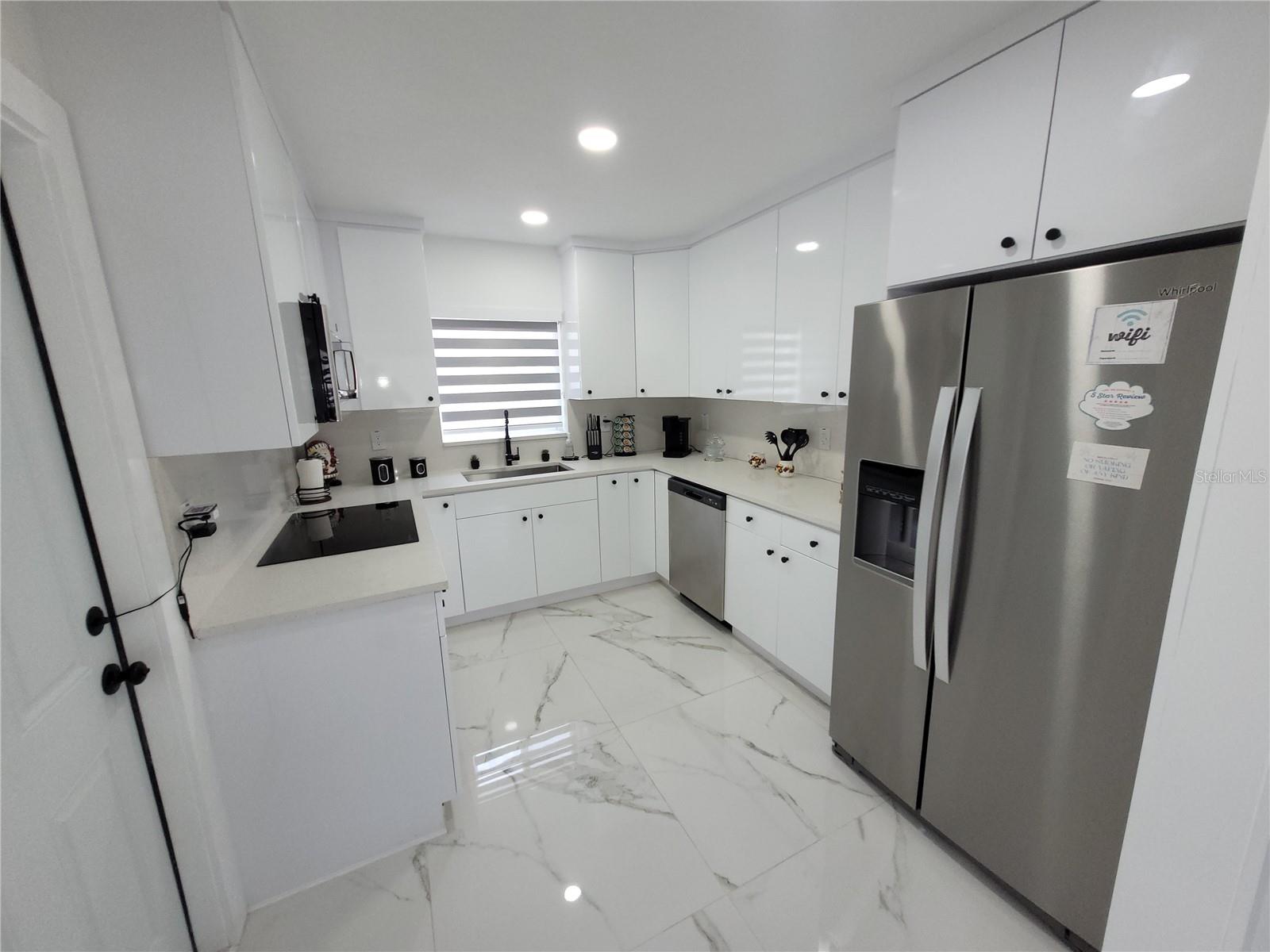 105 FOREST PARK AVE — photo 6