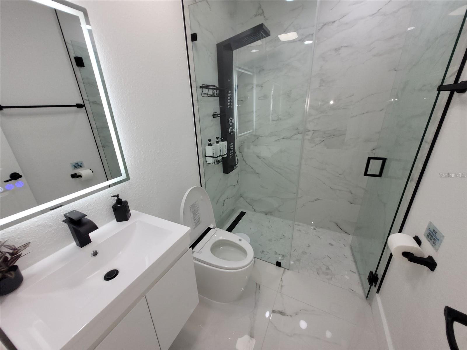 105 FOREST PARK AVE — photo 18