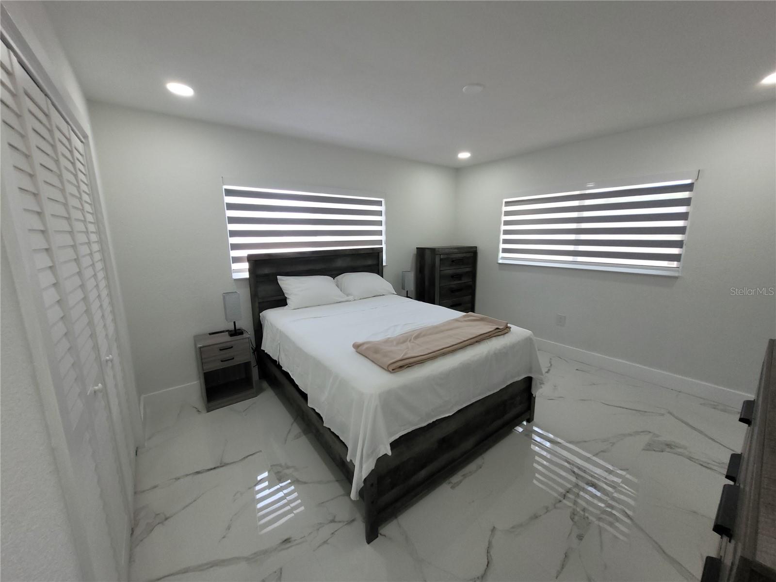 105 FOREST PARK AVE — photo 9