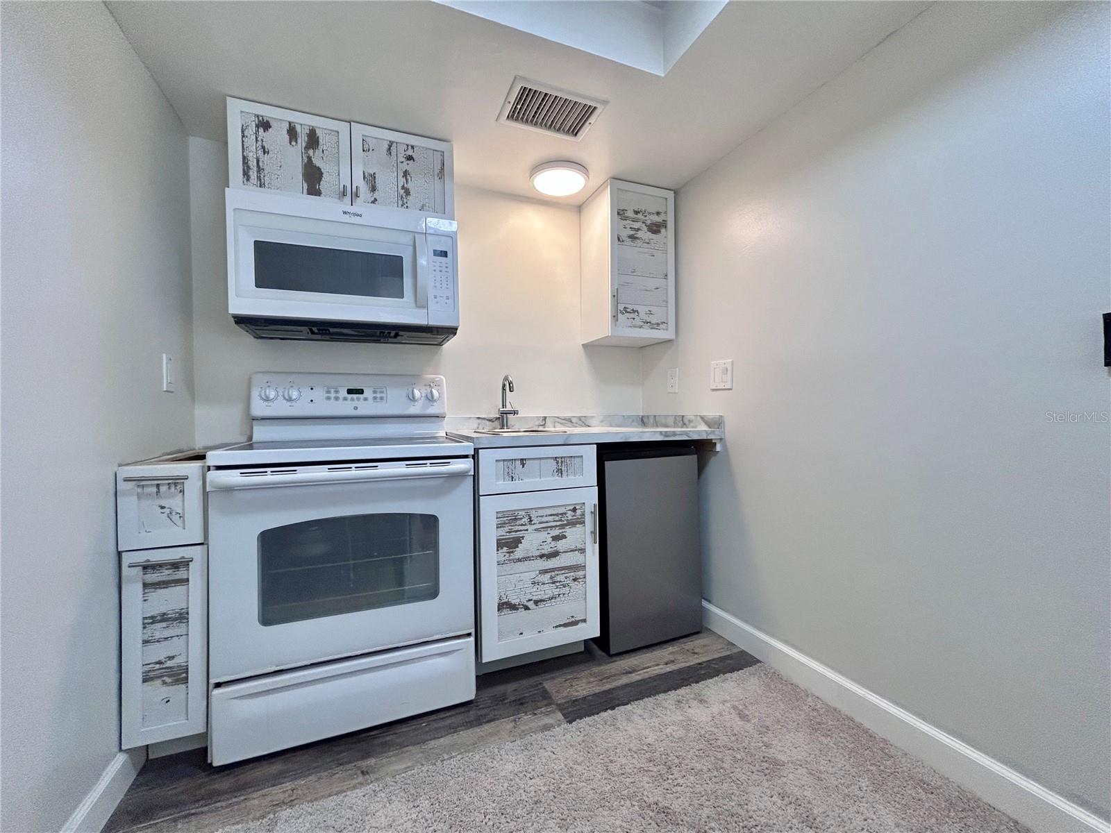 2275 62ND AVE N #101 — photo 23