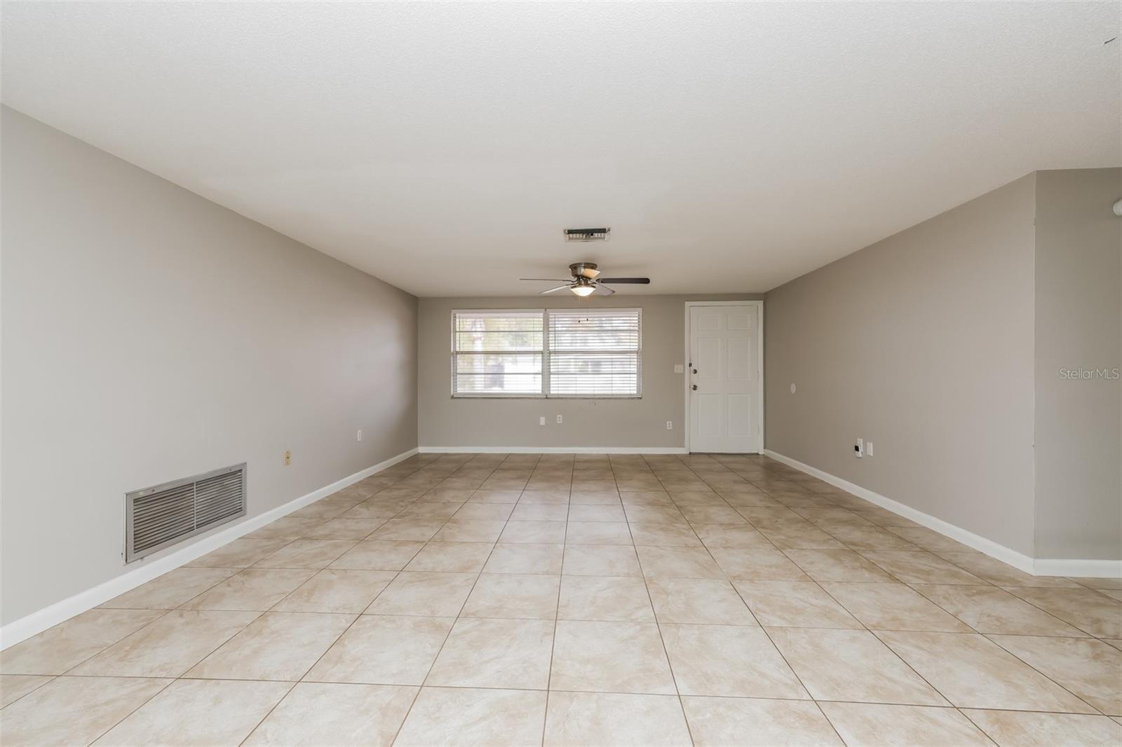 7004 MAYFIELD DR — photo 4