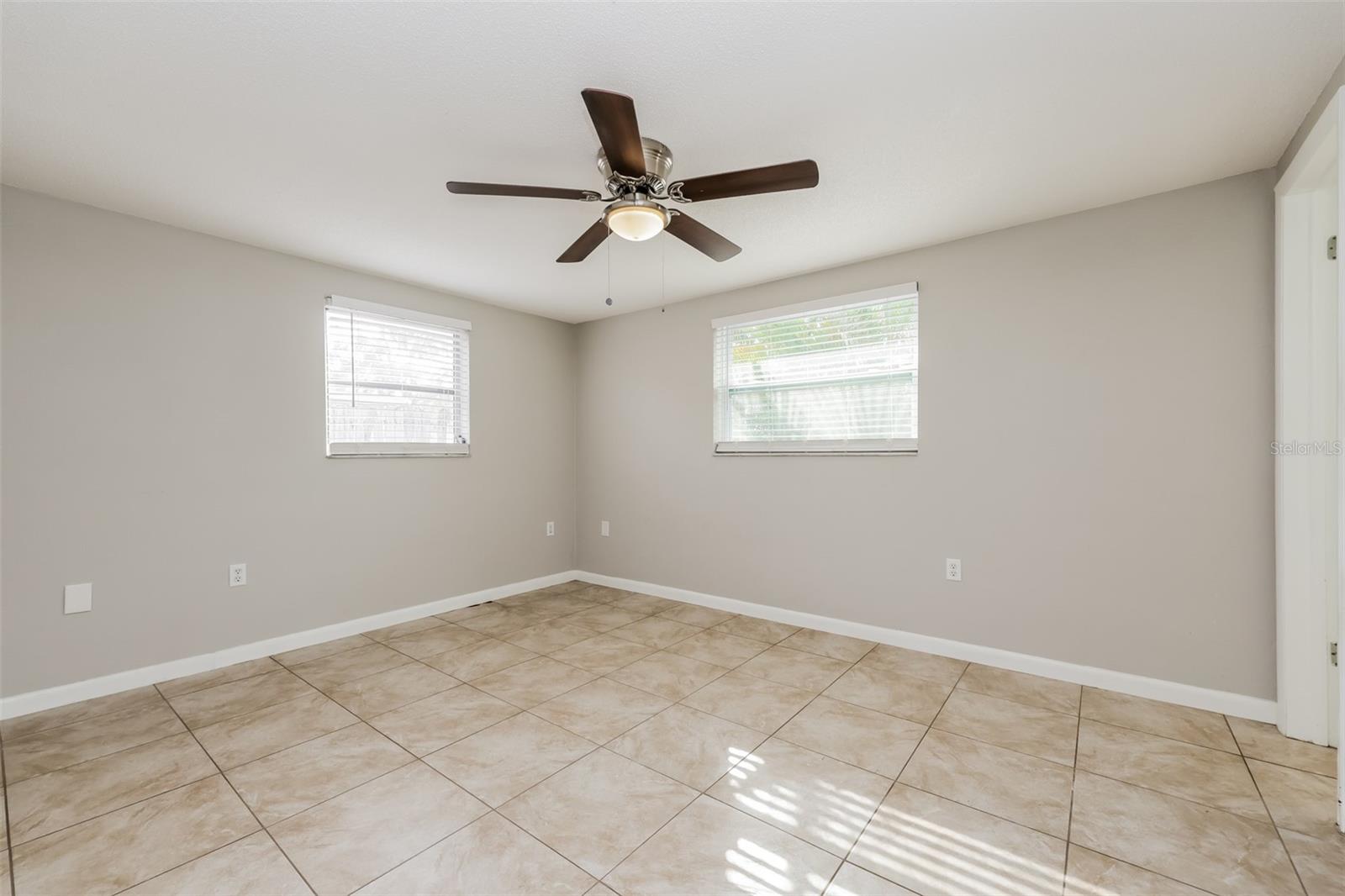 7004 MAYFIELD DR — photo 11