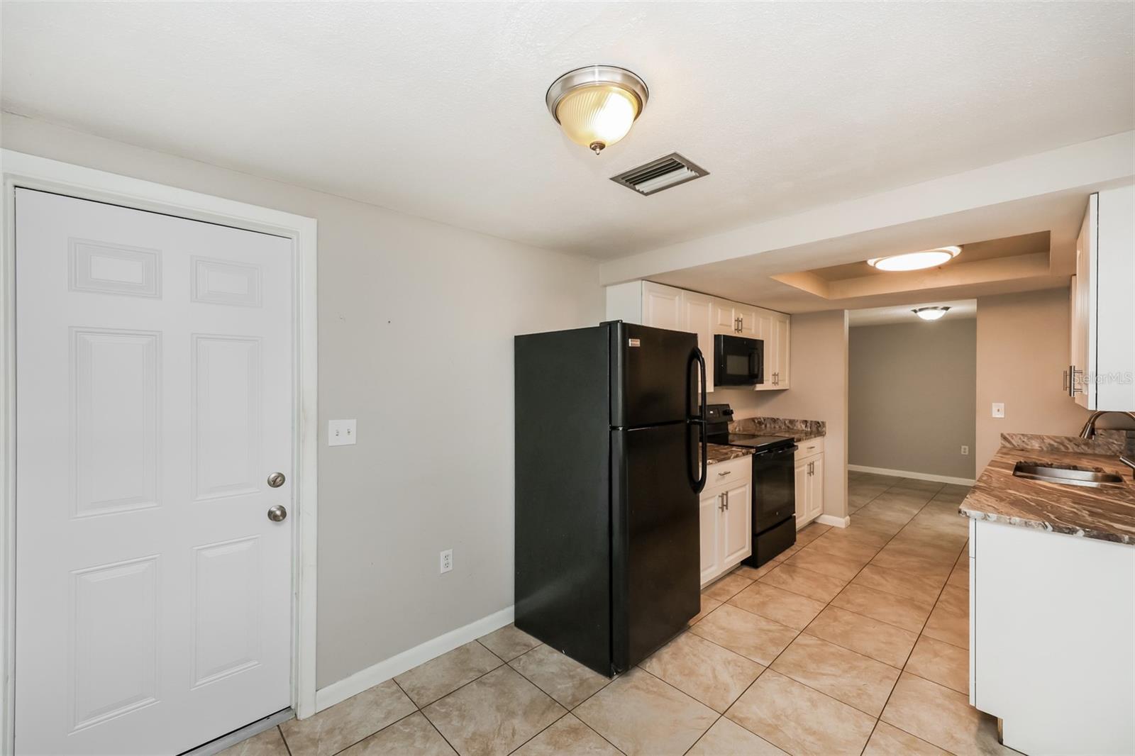 7004 MAYFIELD DR — photo 8