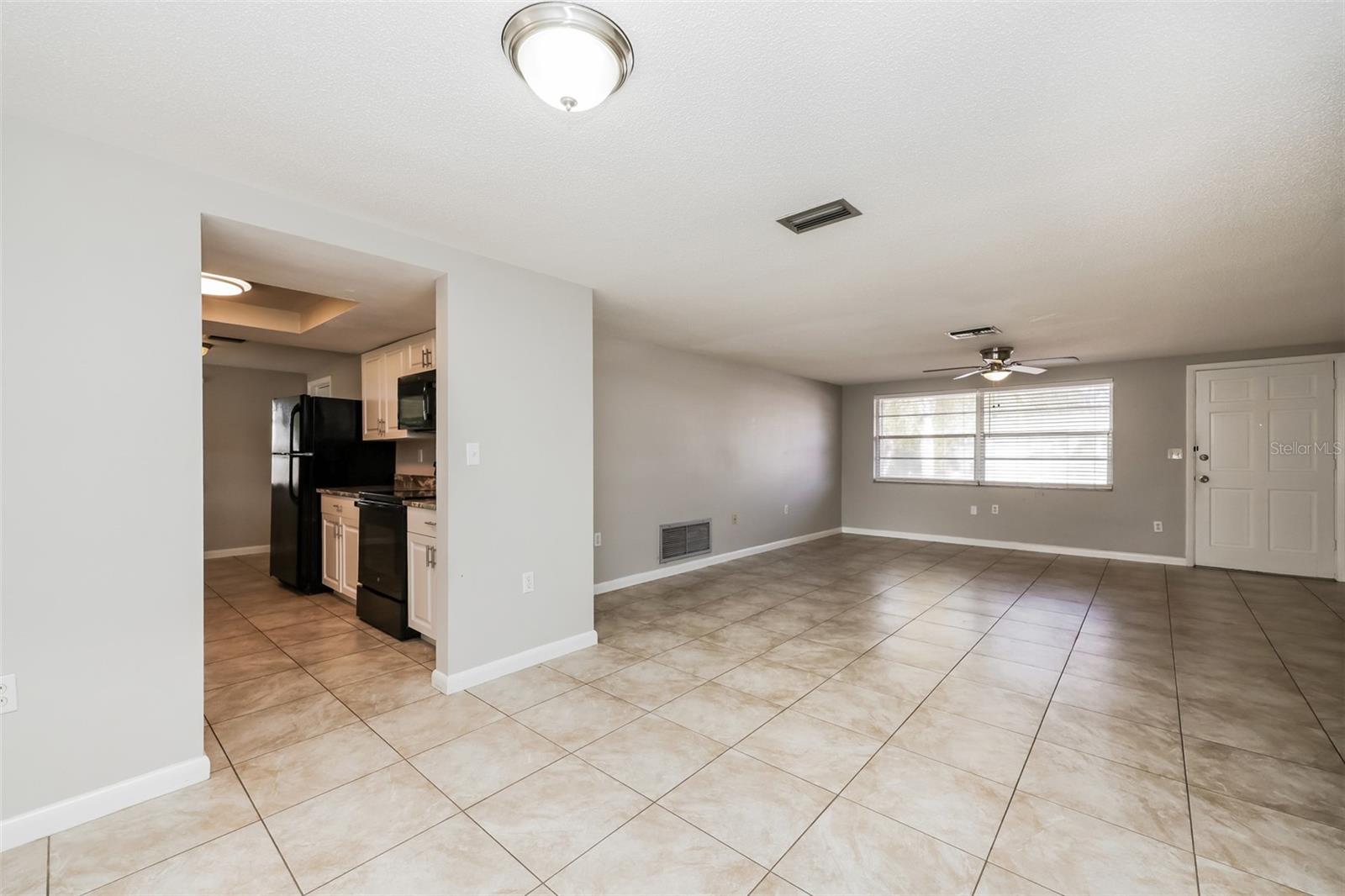 7004 MAYFIELD DR — photo 7