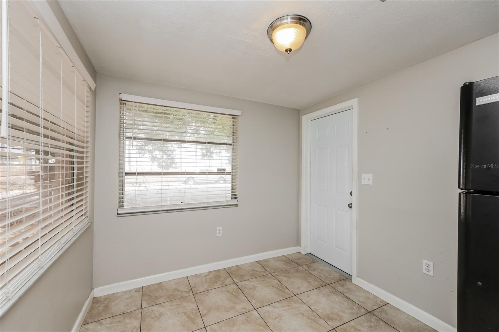 7004 MAYFIELD DR — photo 16