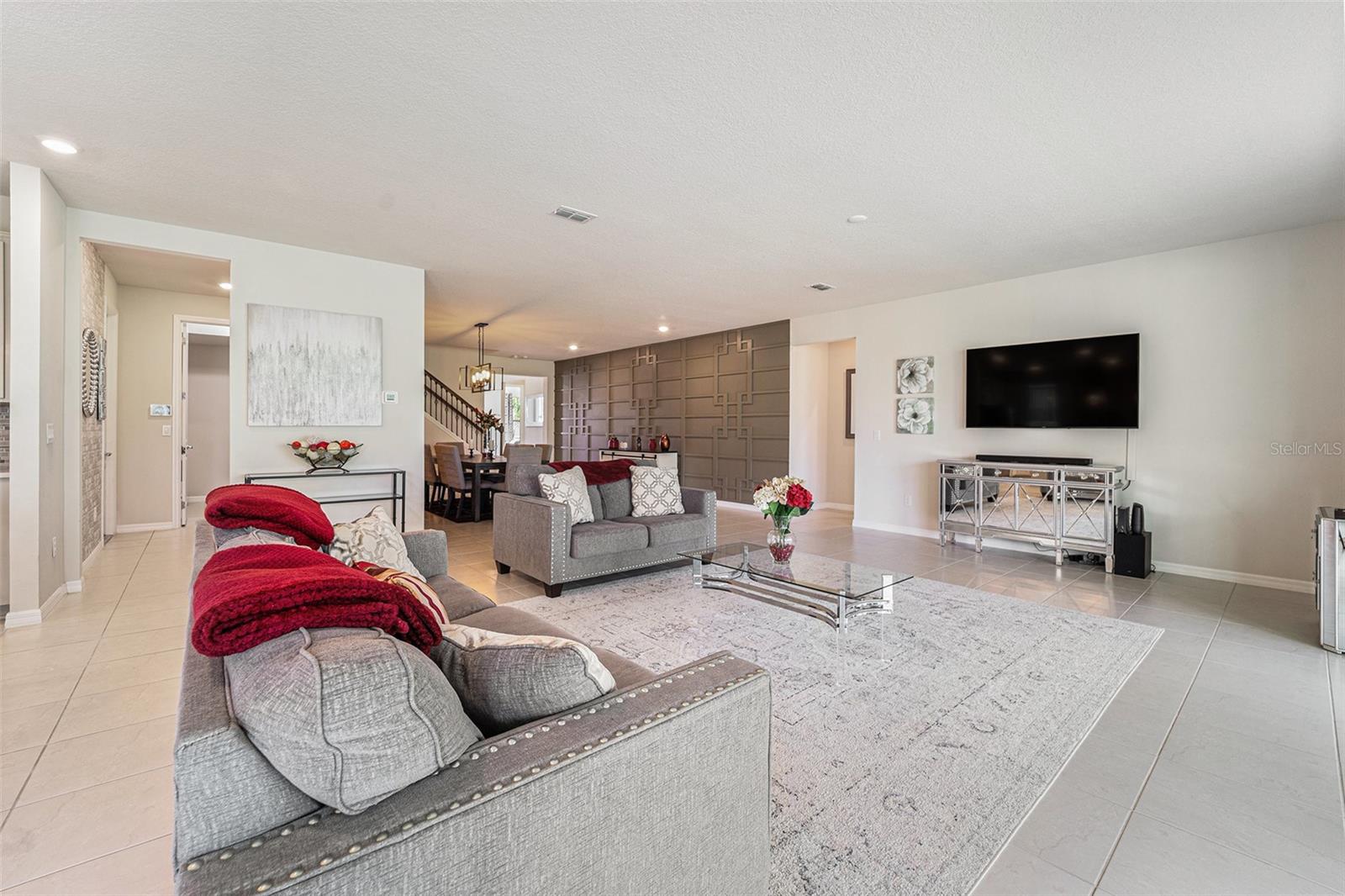 19206 BRIARBROOK DR — photo 16