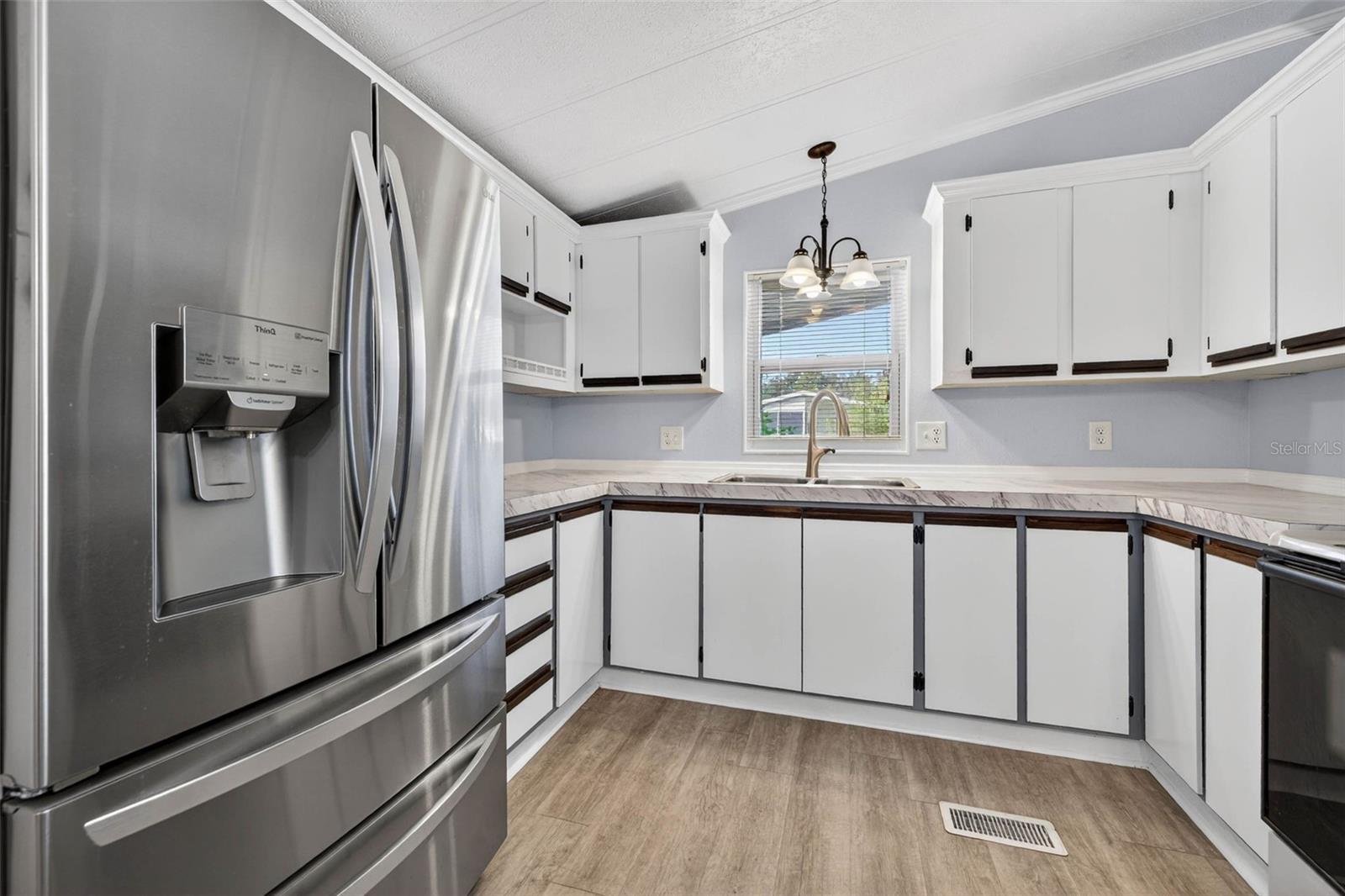 3904 WILLIAM HUME DR — photo 10