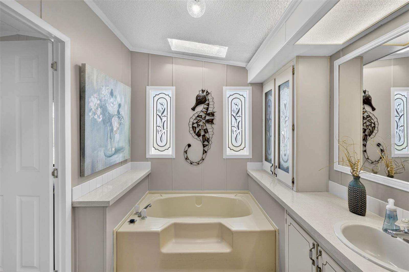 512 LA PLAYA CIR — photo 20