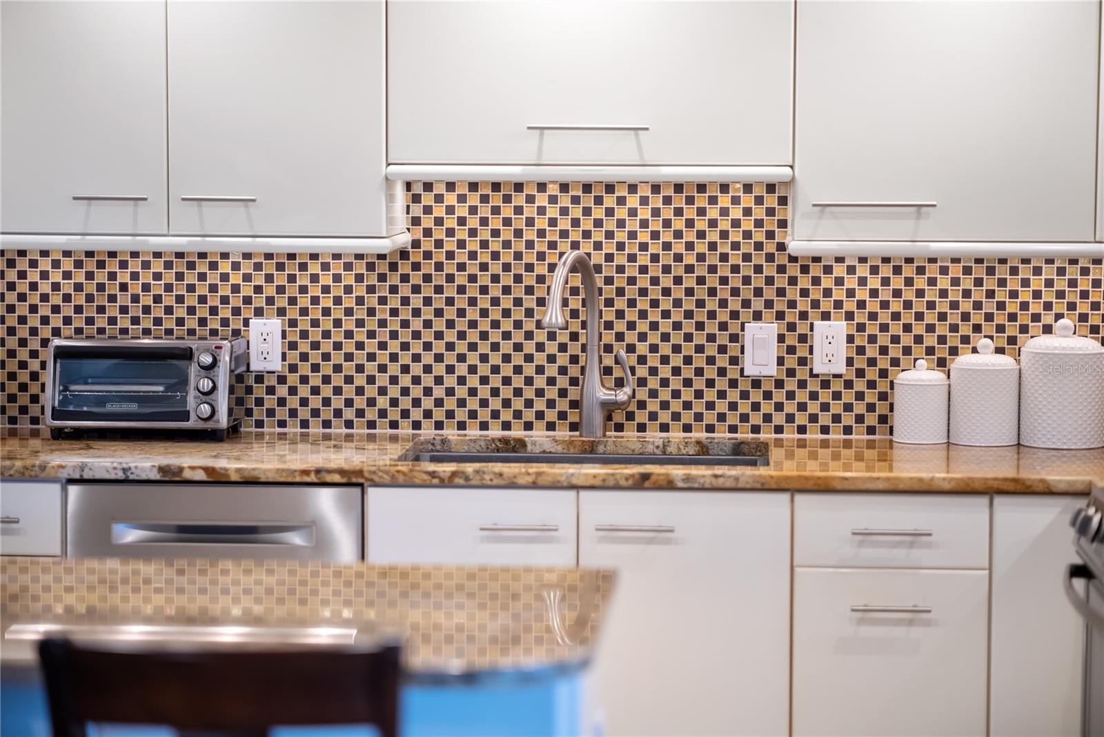 1212 BENJAMIN FRANKLIN DR #206 — photo 17