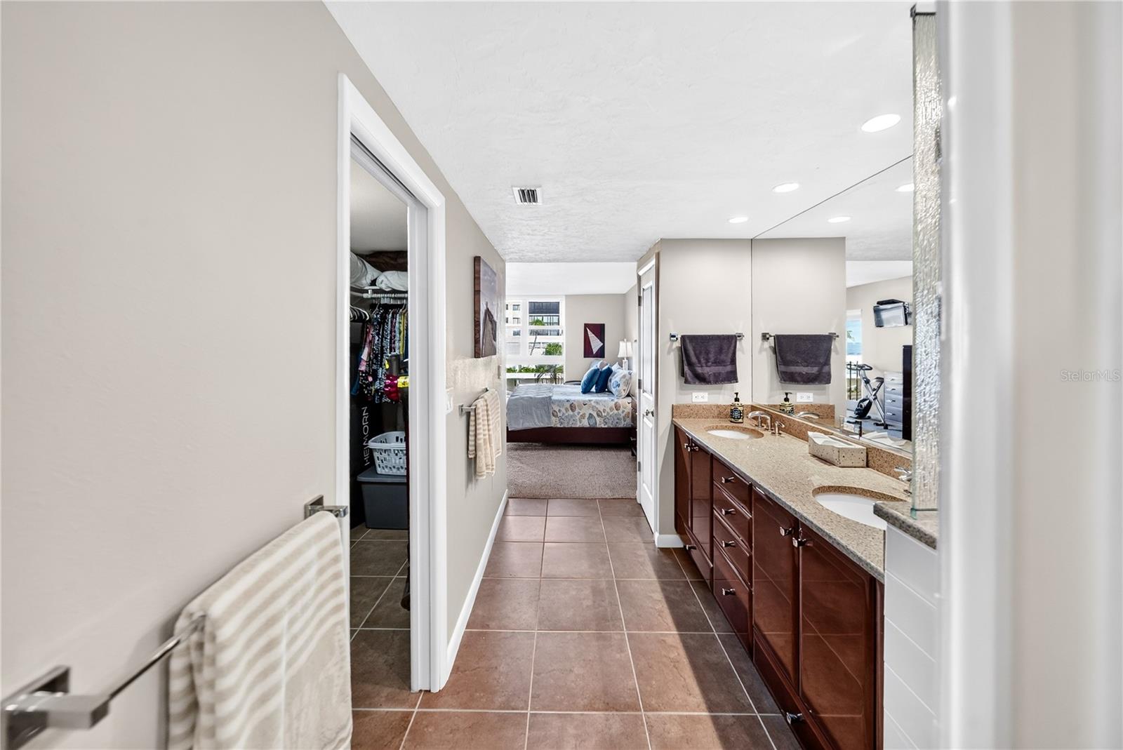 1212 BENJAMIN FRANKLIN DR #206 — photo 30