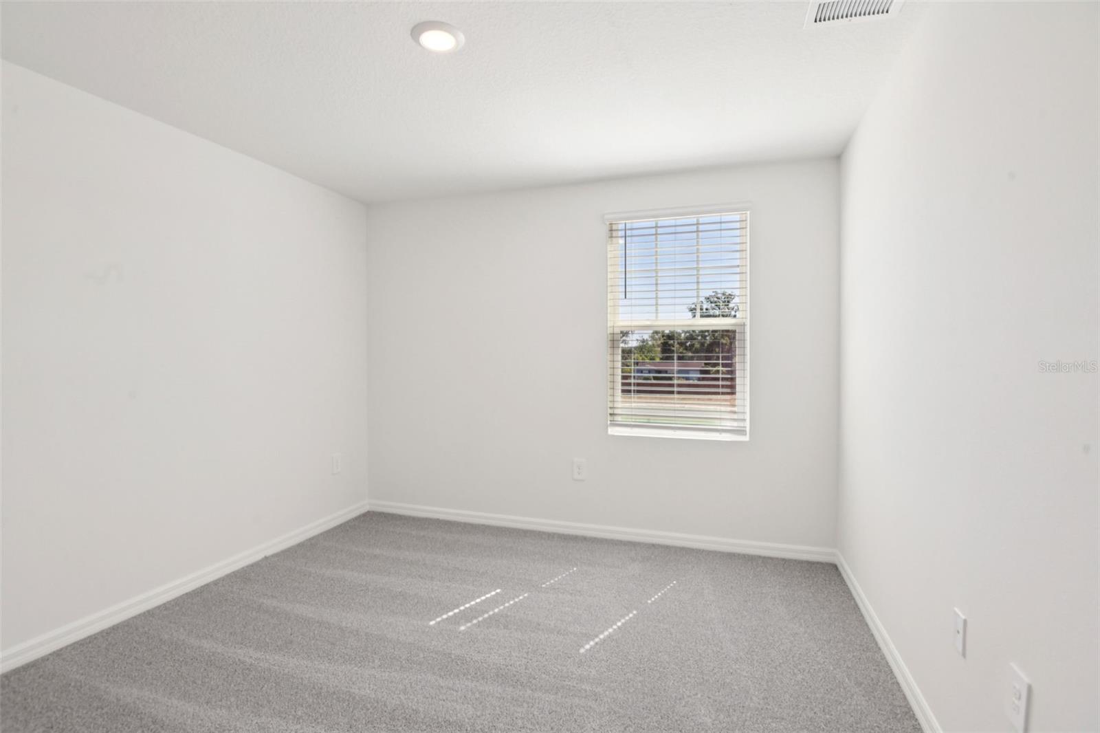 12597 HOMELAND DR — photo 31
