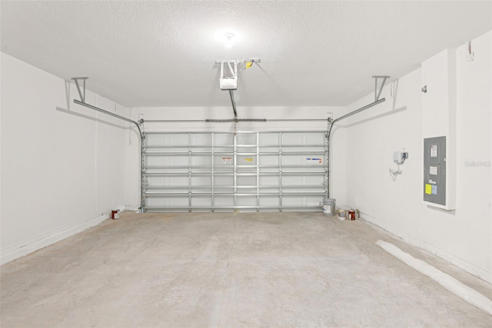 12597 HOMELAND DR — photo 33