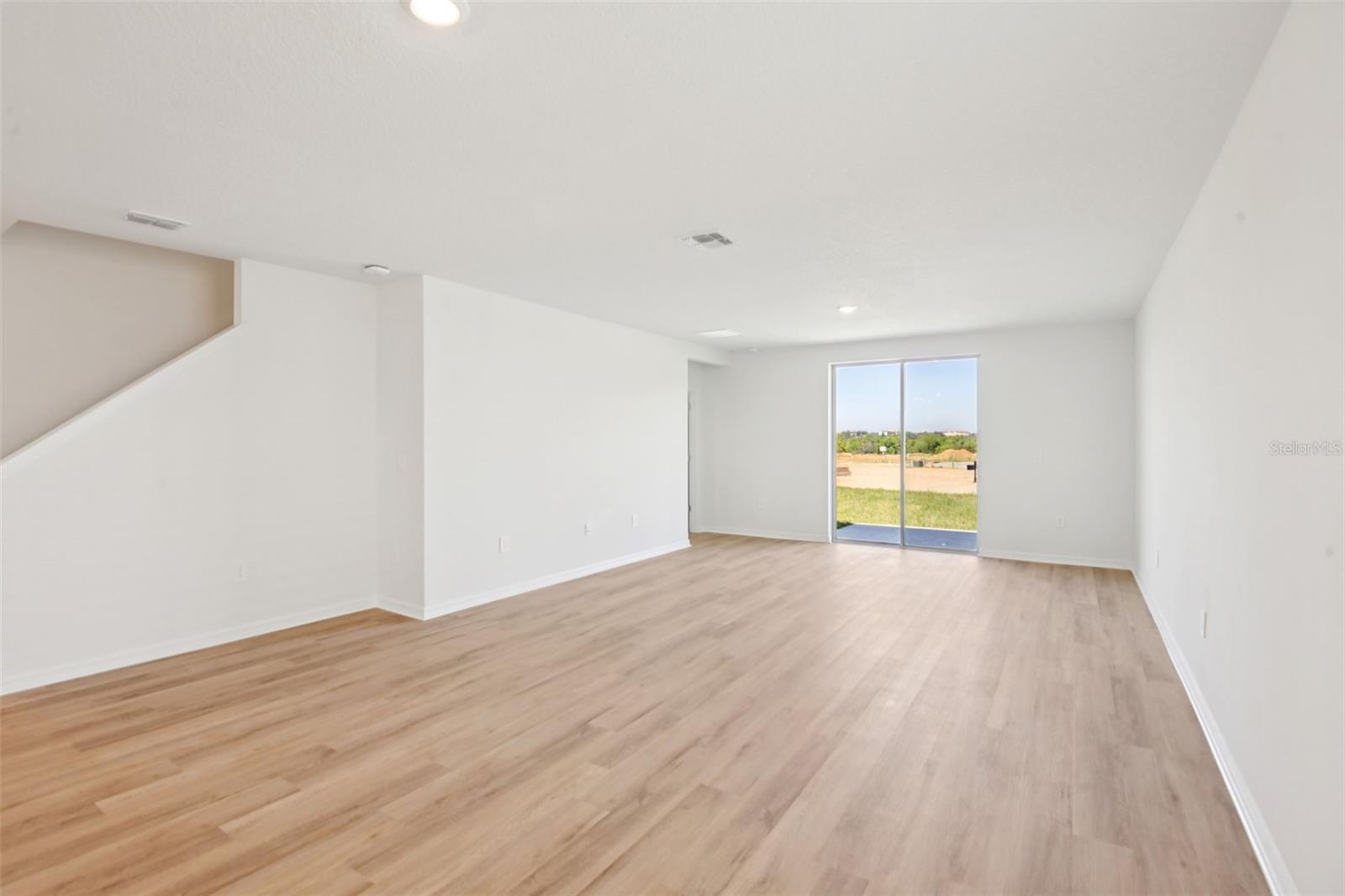 12597 HOMELAND DR — photo 8