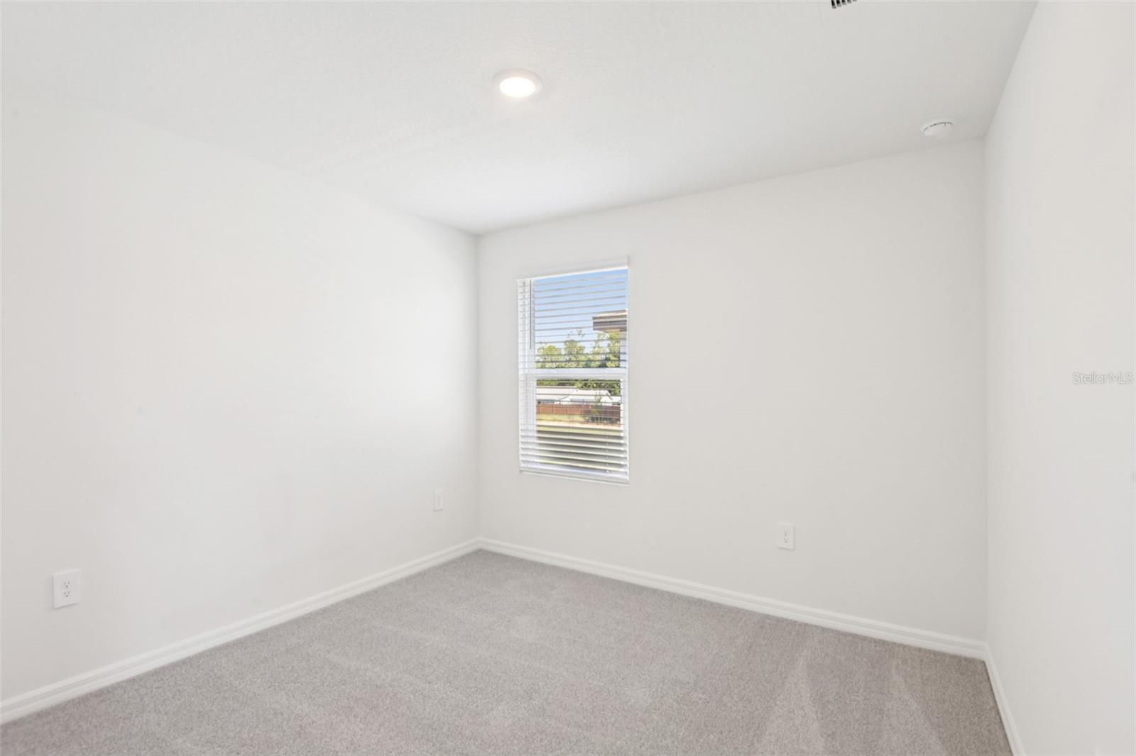12597 HOMELAND DR — photo 29