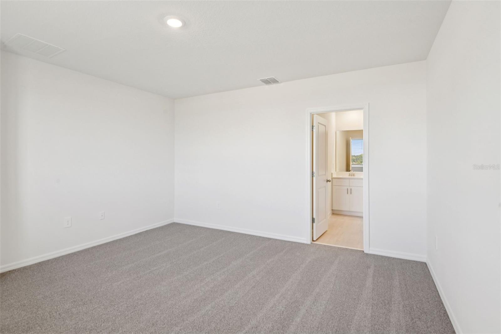 12597 HOMELAND DR — photo 21