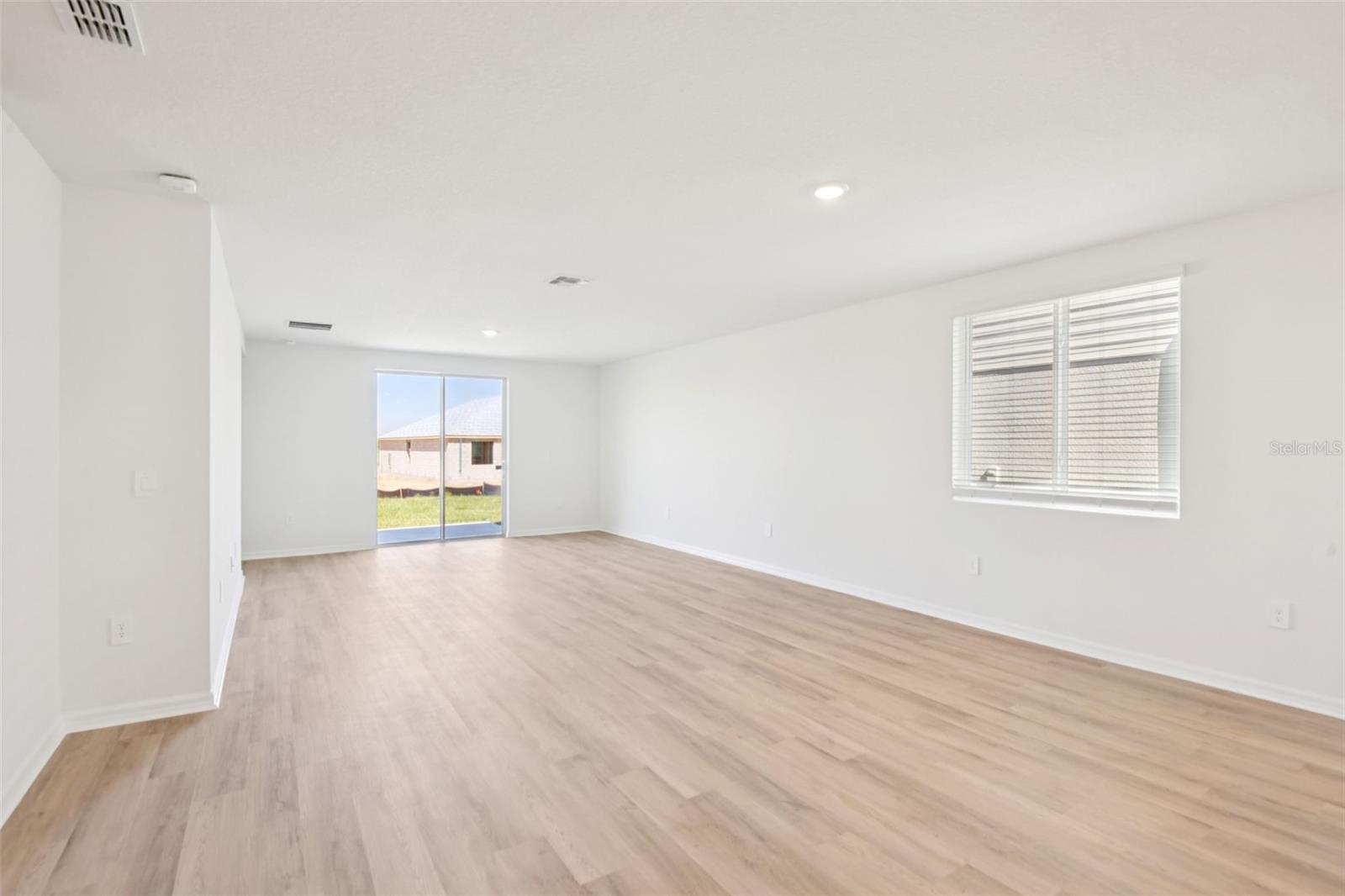 12597 HOMELAND DR — photo 11
