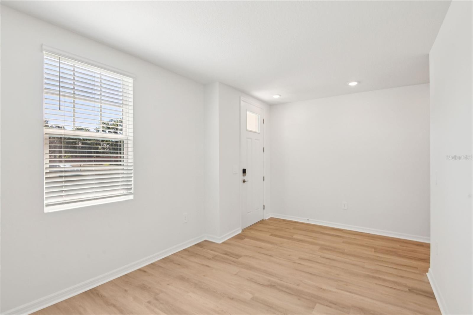 12597 HOMELAND DR — photo 6