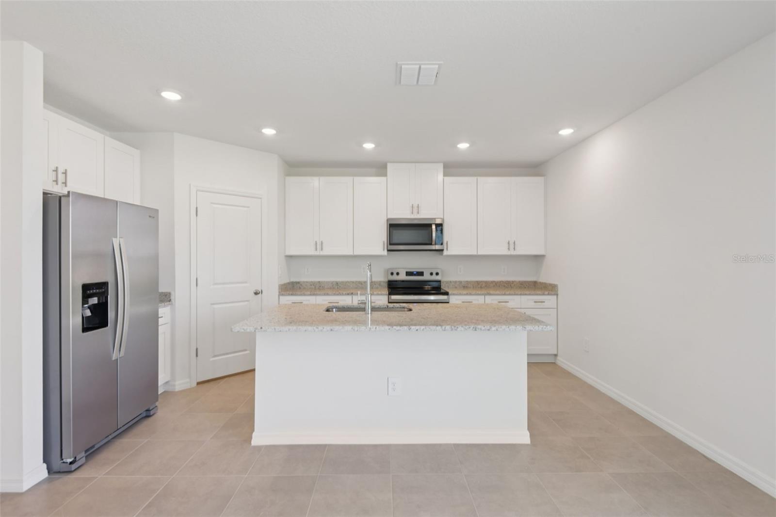 12589 HOMELAND DR — photo 11