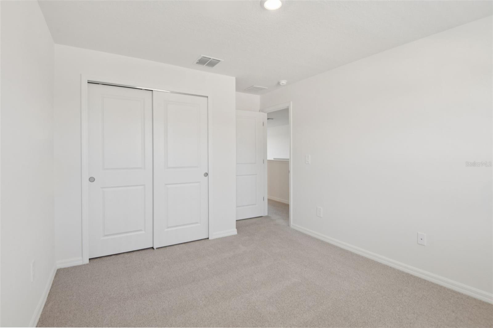 12589 HOMELAND DR — photo 32