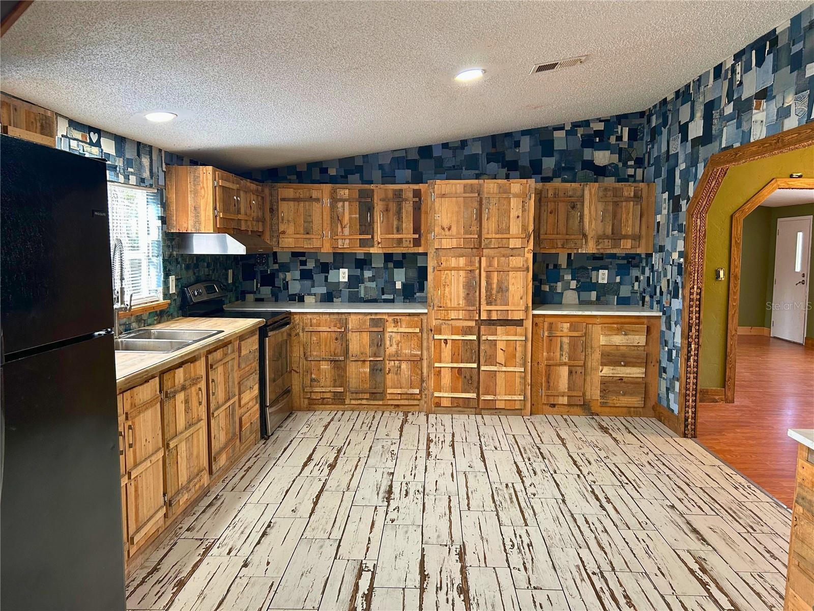9867 JEROME DR — photo 16
