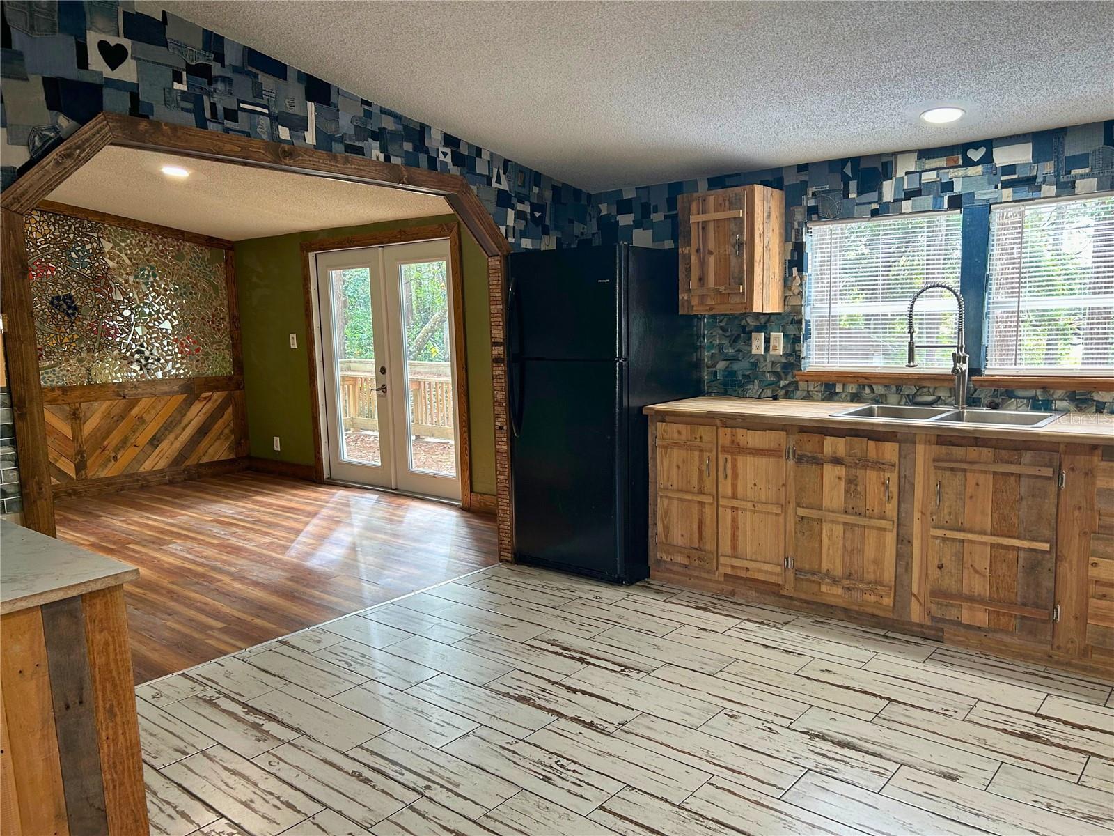 9867 JEROME DR — photo 14