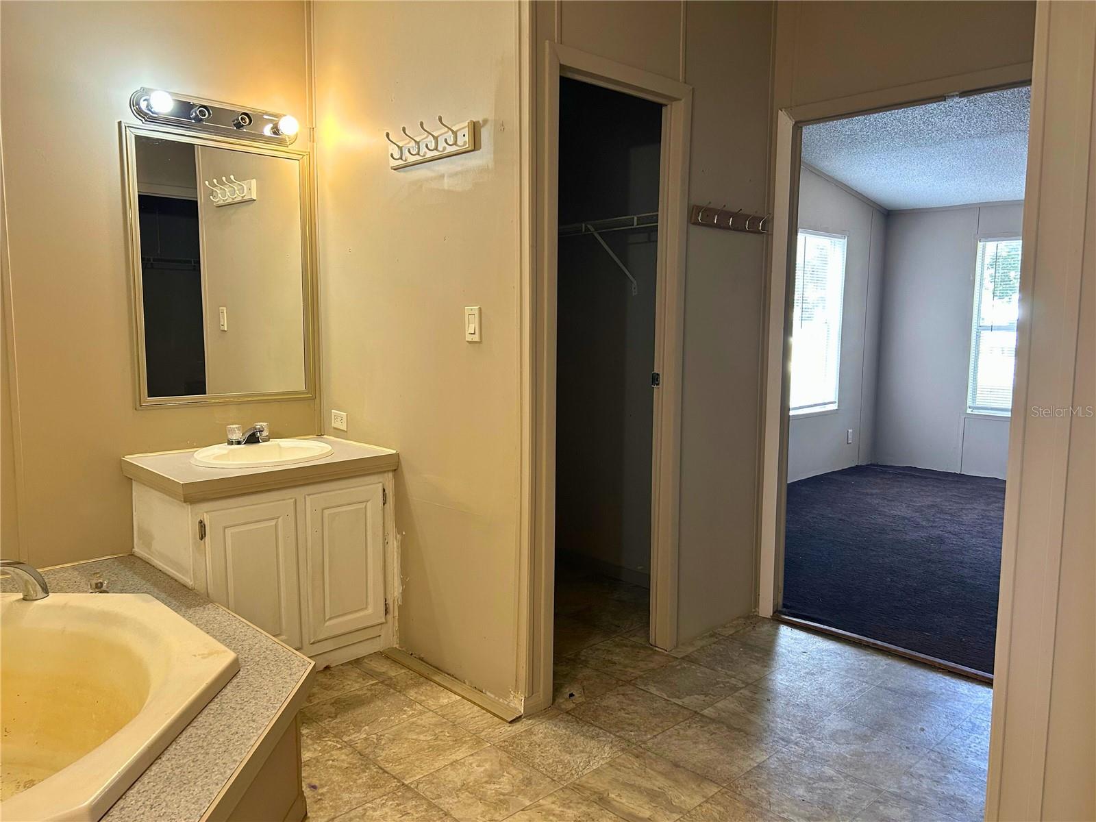9867 JEROME DR — photo 10