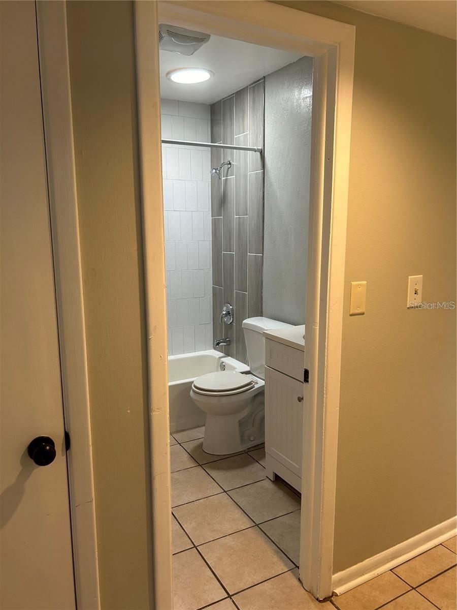 232 BEVERLY BLVD — photo 23