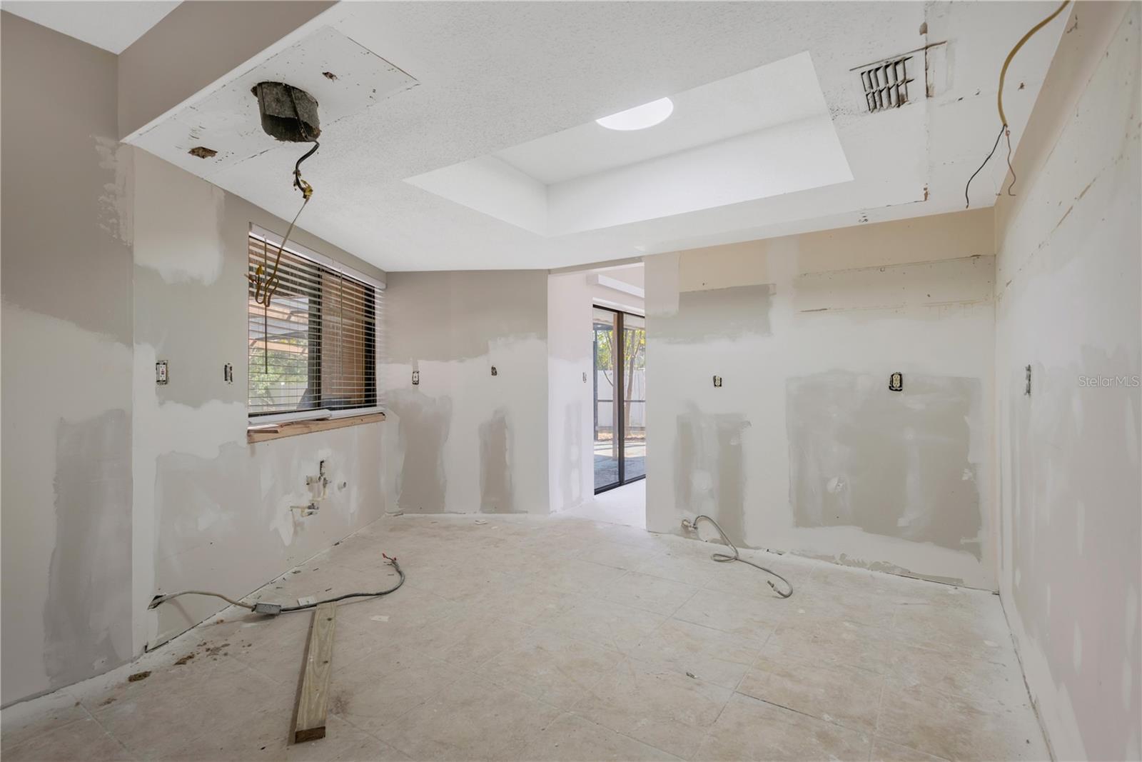 6507 MANILA PALM WAY — photo 14