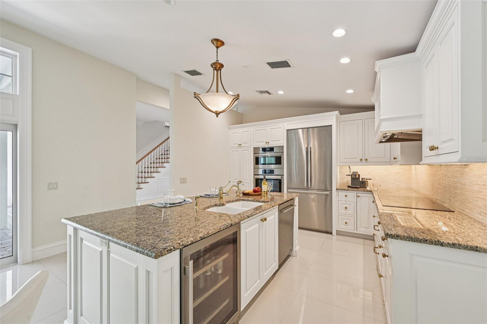 1121 MORNINGSIDE PL — photo 24