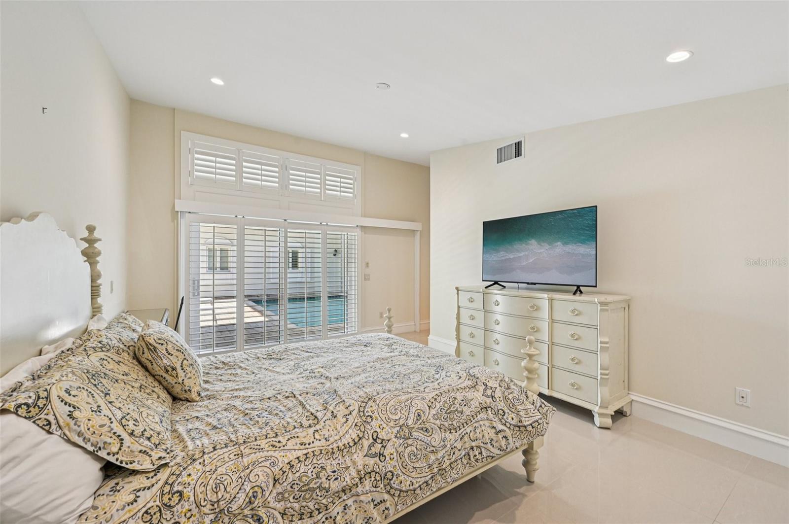 1121 MORNINGSIDE PL — photo 43