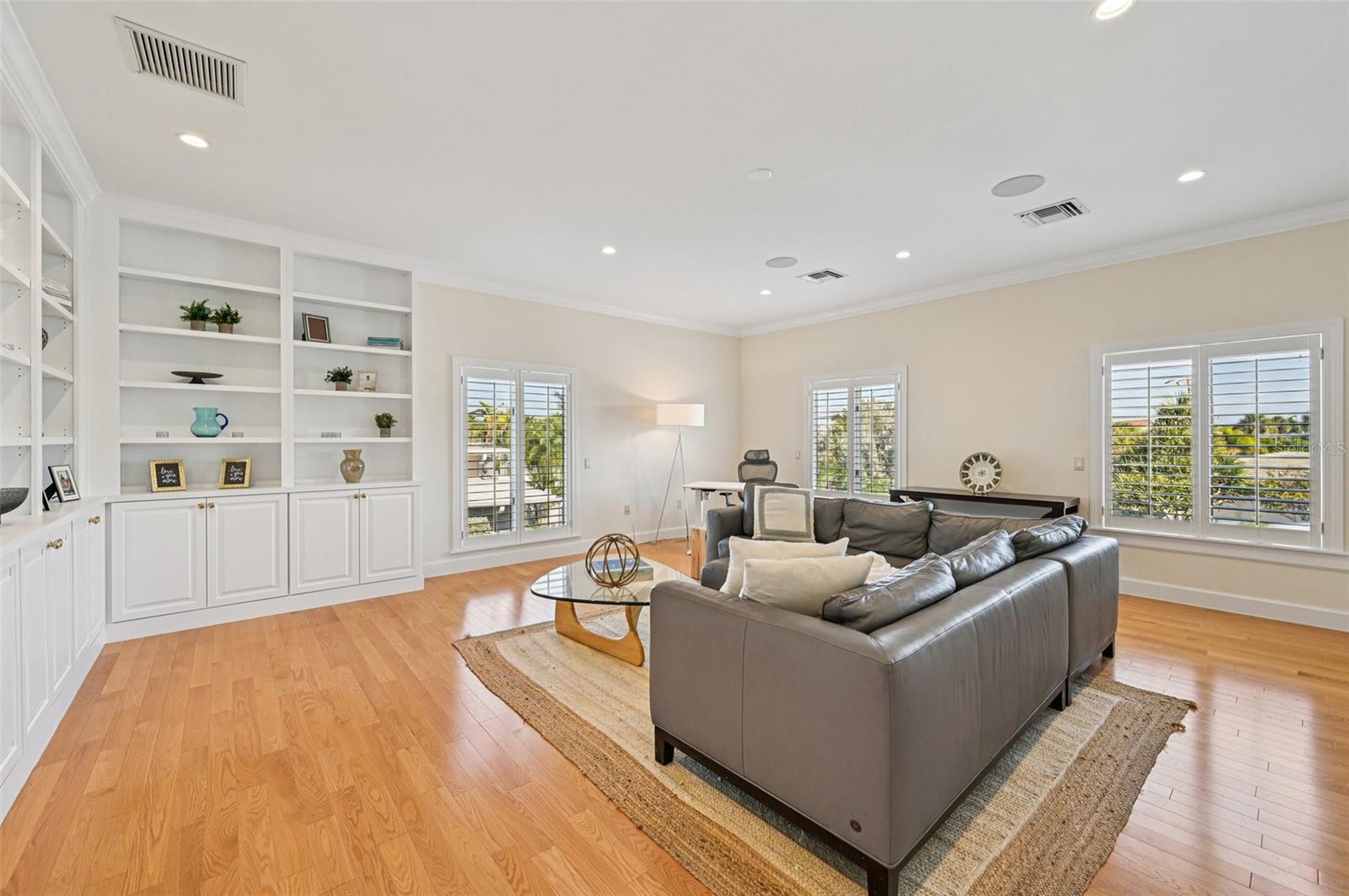 1121 MORNINGSIDE PL — photo 32
