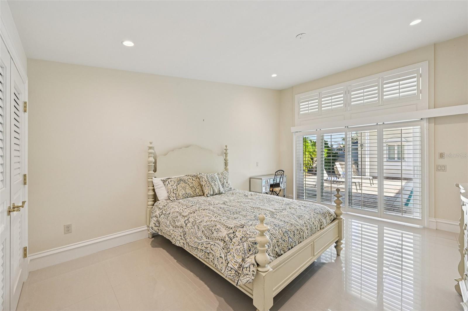 1121 MORNINGSIDE PL — photo 44