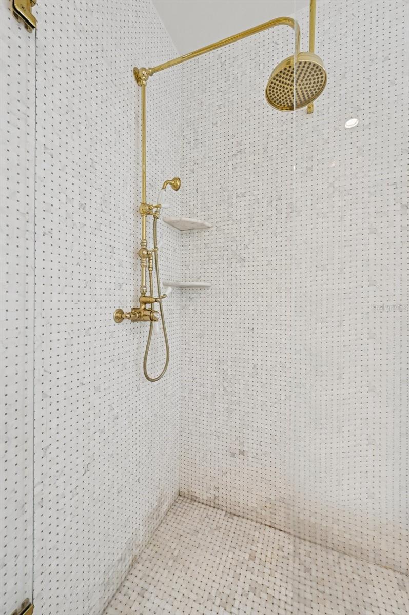 1121 MORNINGSIDE PL — photo 40