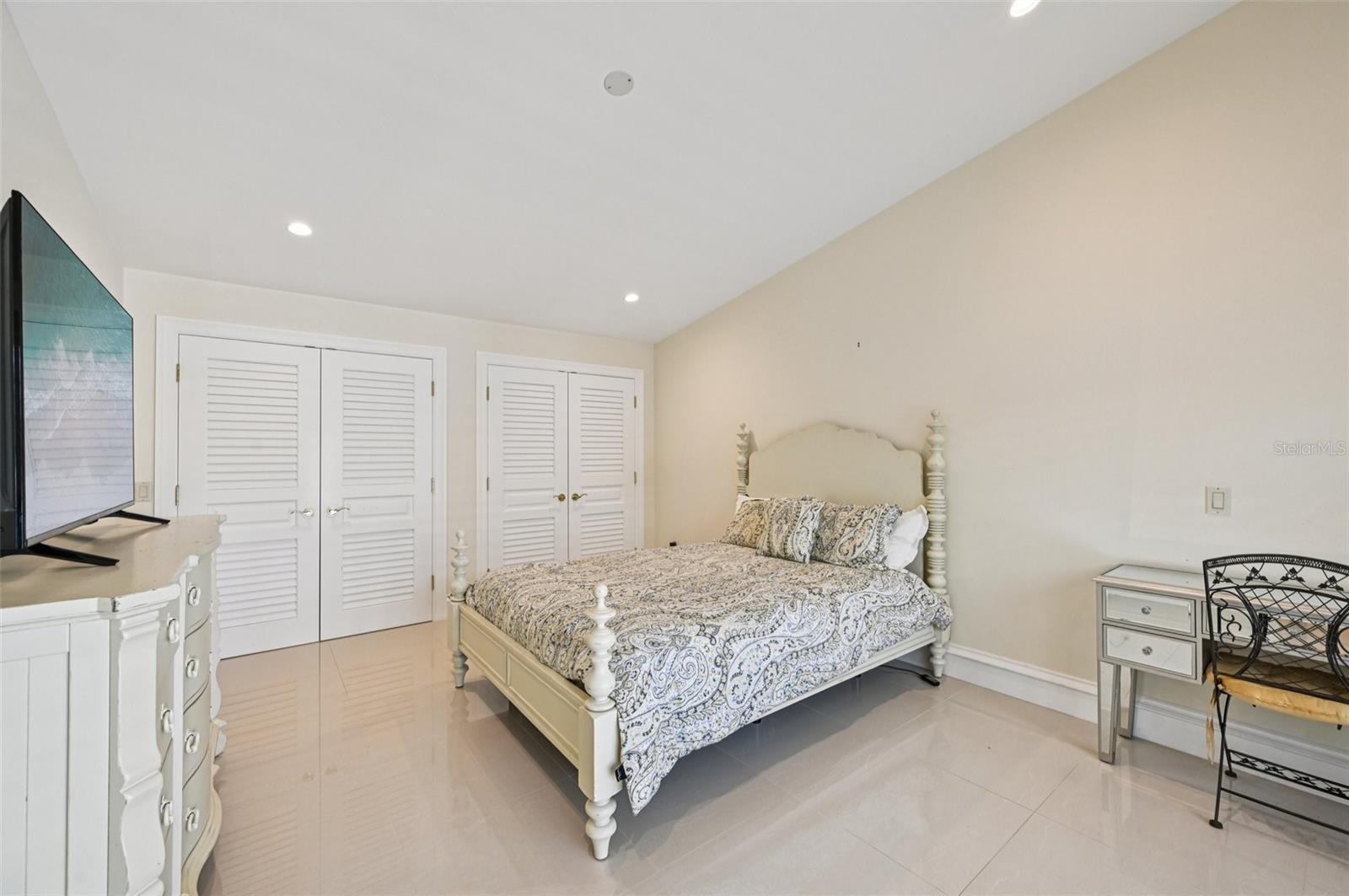 1121 MORNINGSIDE PL — photo 15
