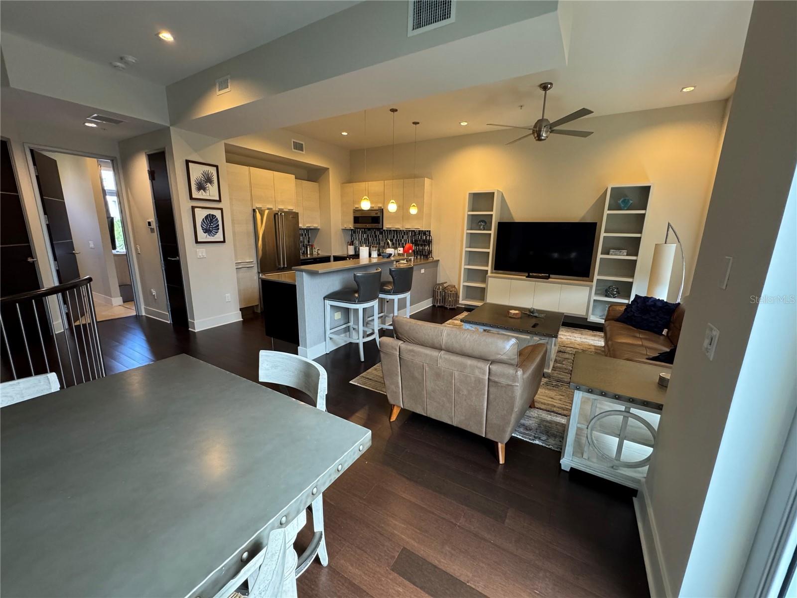 239 COSMOPOLITAN CT — photo 13