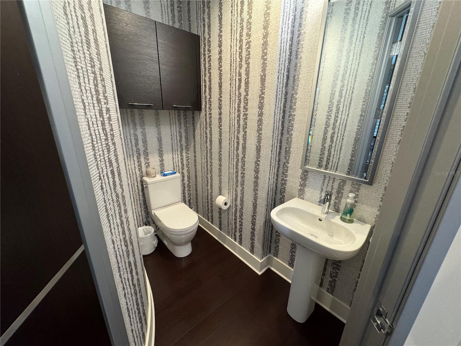 239 COSMOPOLITAN CT — photo 15