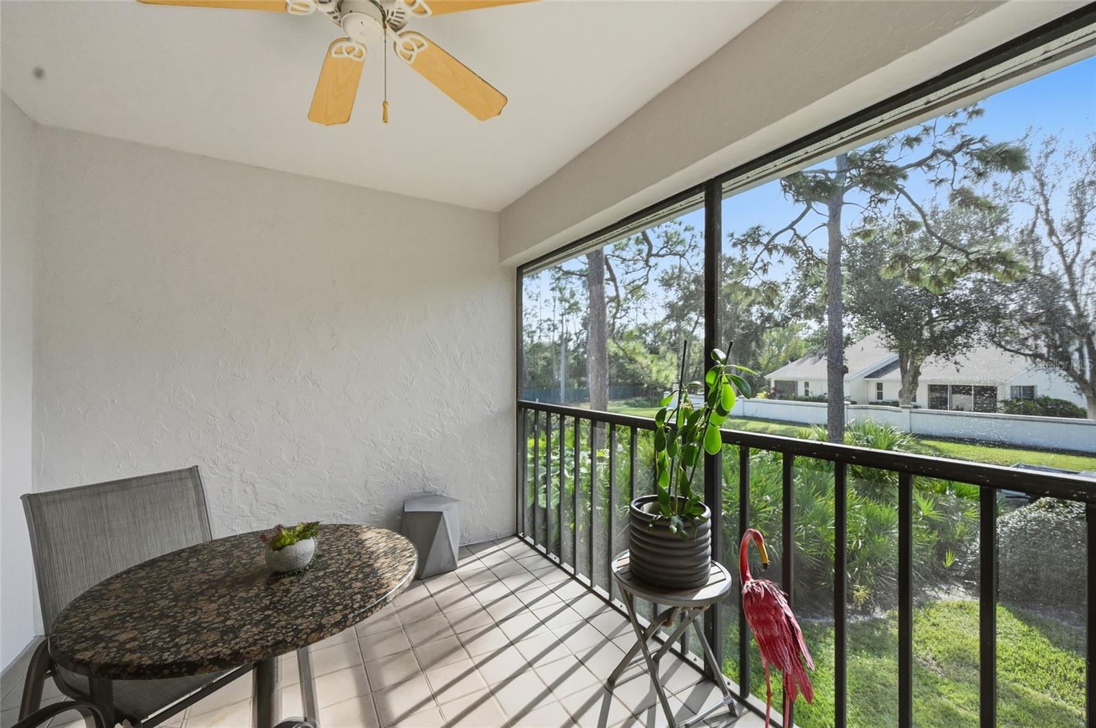 7845 EAGLE CREEK DR — photo 7