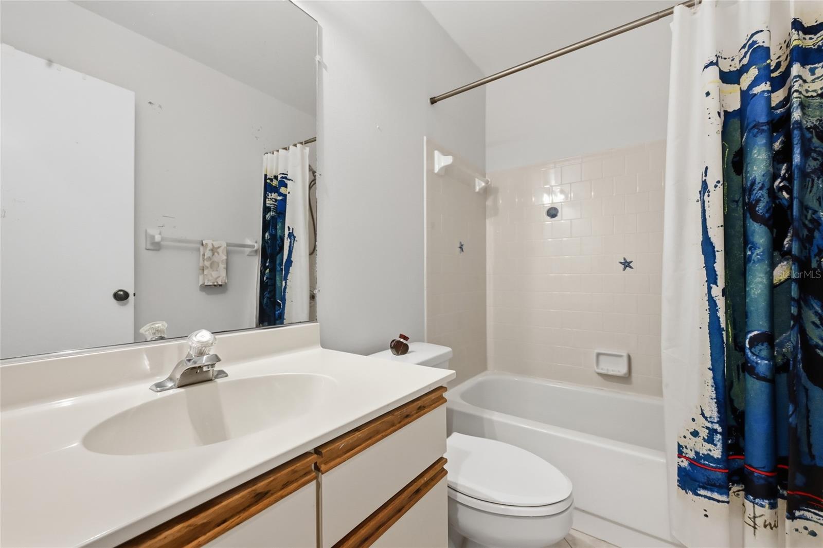 7845 EAGLE CREEK DR — photo 15