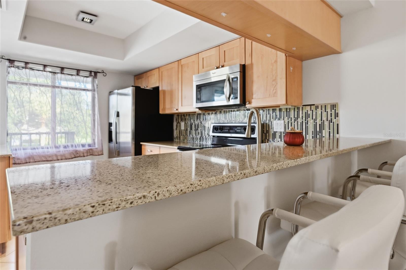 7845 EAGLE CREEK DR — photo 4
