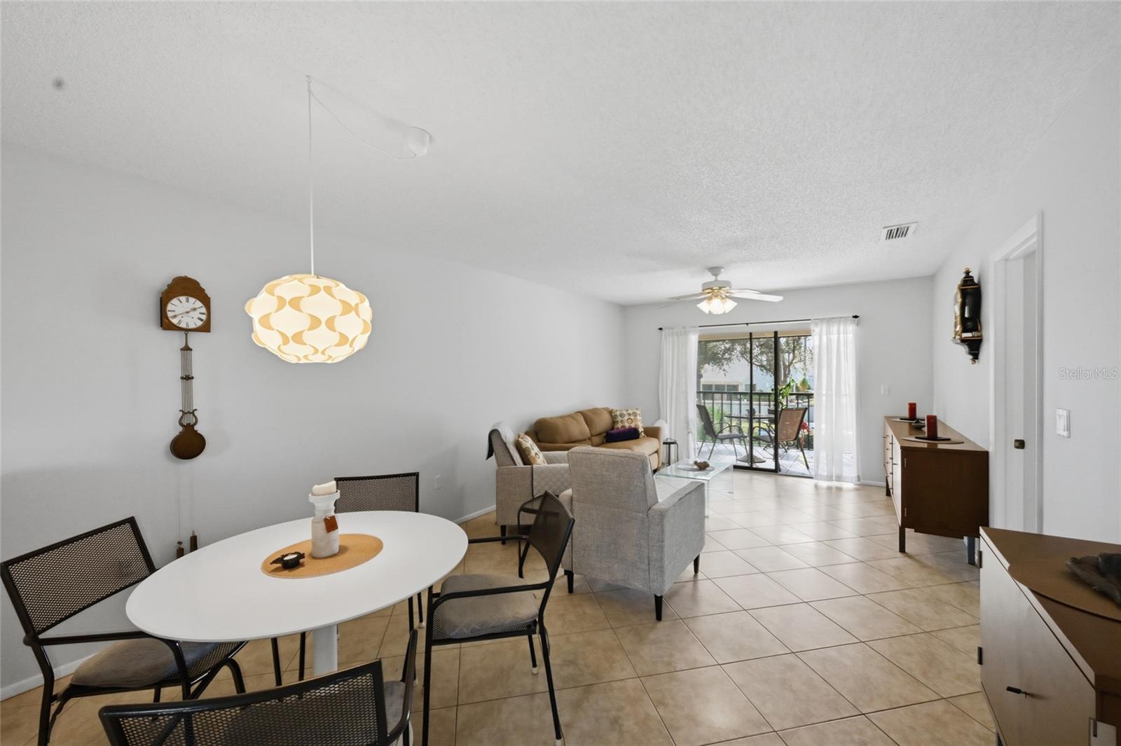 7845 EAGLE CREEK DR — photo 8