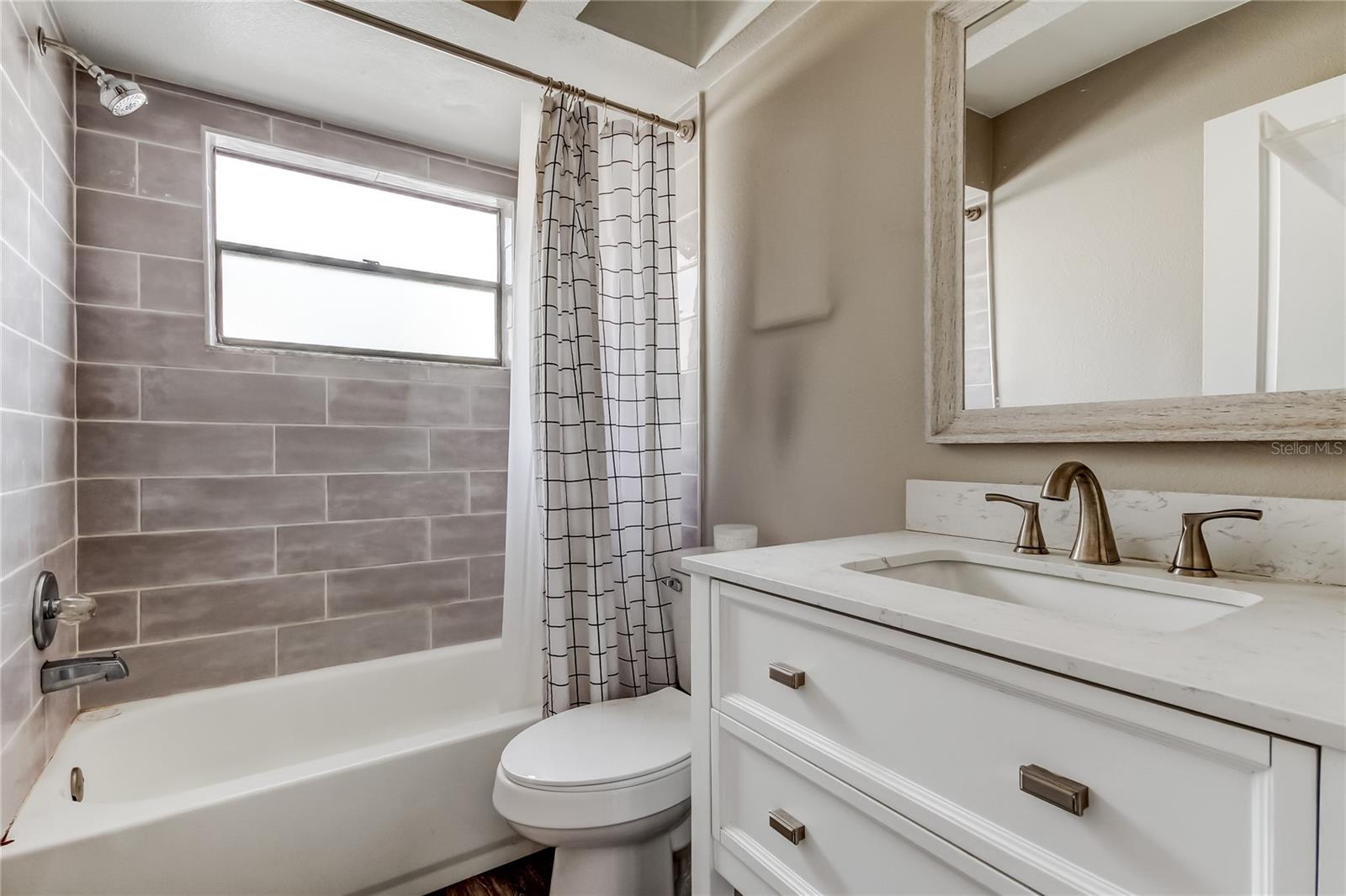206 BEDFORD ST — photo 31